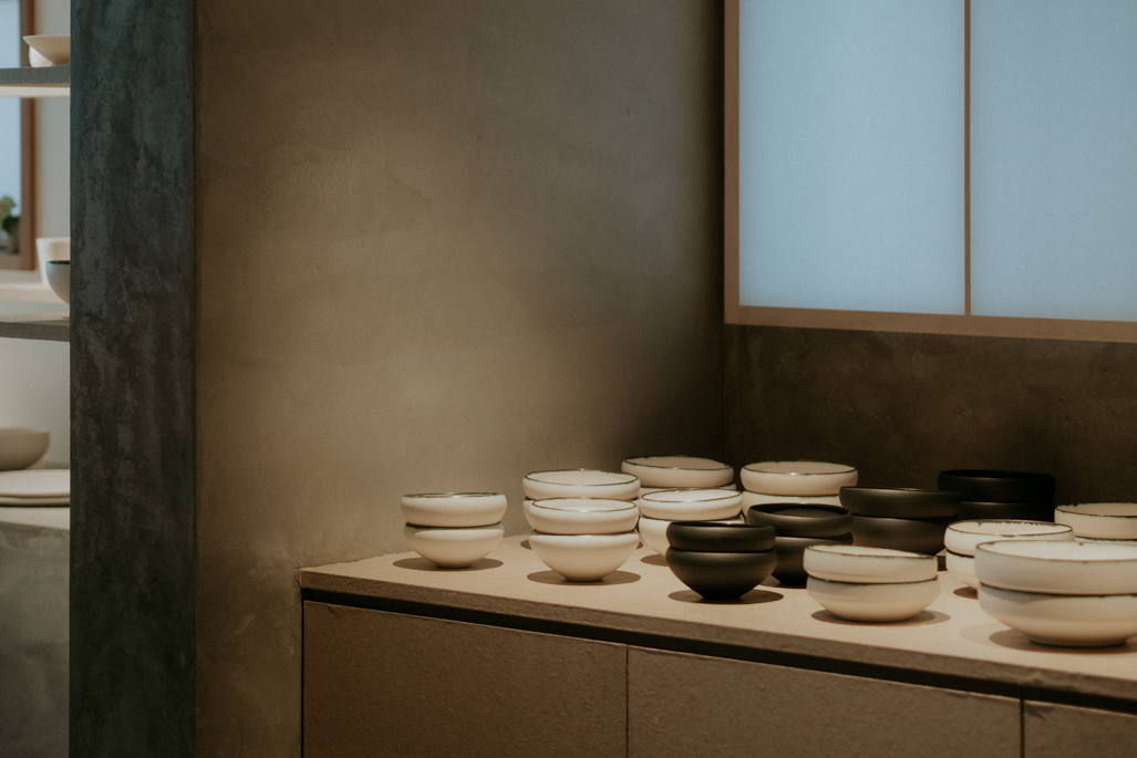 在質樸裡尋求日常器物流露的細微美感：日本京都器物藝廊 醒 Sei 