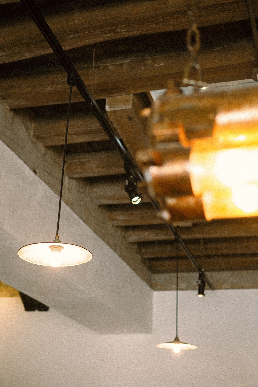 在日治時期被稱作「臺南銀座」的末廣町通，即現今的中正路一帶