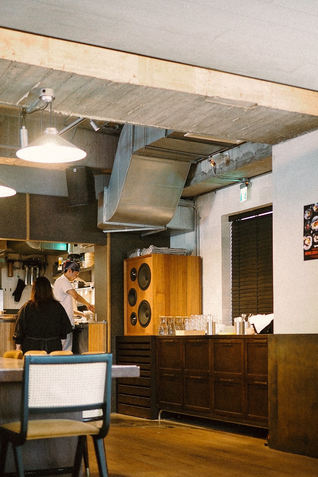 Intro 團隊以料理思維發想菜色，認為每一項食材的調味與存在都有其必要，讓一道早午餐的組成有健康的原型食物，還能從中感受風味層次與巧思